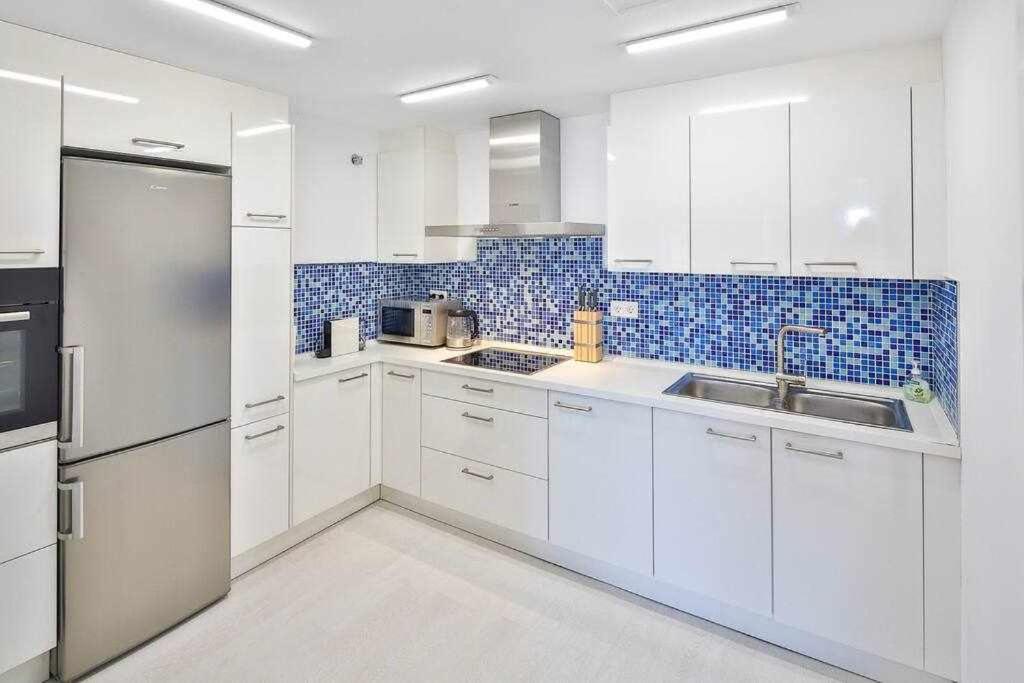 Puerto Banus Penthouse Apartment K1 Marbella Eksteriør billede